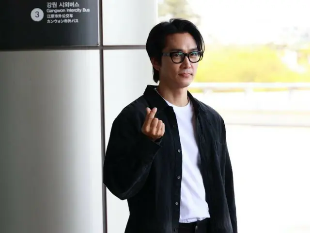 宋承宪9日下午从金浦国际机场出发前往东京