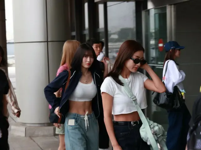 TWICE于12日上午在金浦国际机场出发前往日本