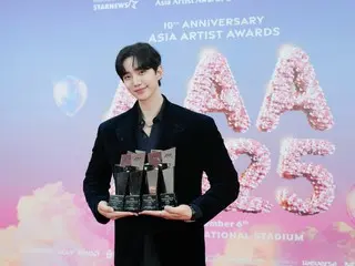 李俊昊（2PM）在“AAA 2025十周年纪念”颁奖典礼上斩获四项大奖……作为主持人，他的表现令人印象深刻。