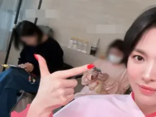 宋慧乔，拥有甜美可人的蜜桃般容貌……即使只露出半张脸，也被誉为“世界上最美丽的女人”。