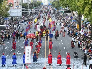 看得见、听得见、摸得着的水原华城媒体艺术，以电视剧《伊桑》中的著名国王命名，深受观众好评...=韩国