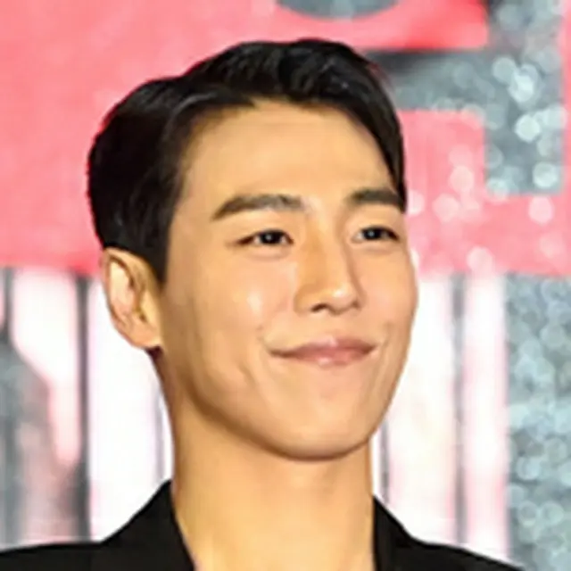Lee HyunWoo（ジョンベ）
