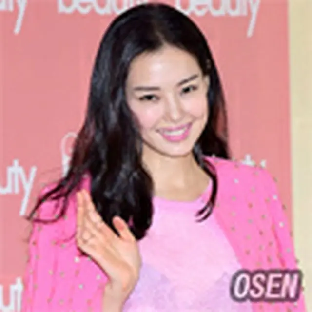 Lee HoNey（チョン・ヒラン）