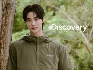 演员卞宇锡户外品牌写真拍摄 散发清爽魅力