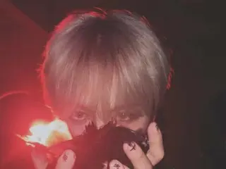 J-JUN，金发碧眼，目光炯炯……“我会回来的。在舞台上，那一刻。”