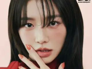 《鱿鱼游戏》朴圭英展现率真大胆的画报封面