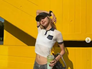 BLACKPINK Lisa的腰就像蚂蚁腰一样...洋溢着健康之美