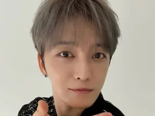 J-JUN轻松的笑容...与高素妍的愉快对话