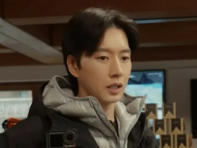 演员朴慧珍时隔两年重返荧幕，现身瑞士……与DEX和李时言一起徒步旅行。