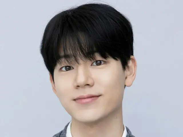 演员裴贤成将在延尚昊导演的新片《失乐园》中饰演金贤珠的儿子……“影片将于12月开拍”