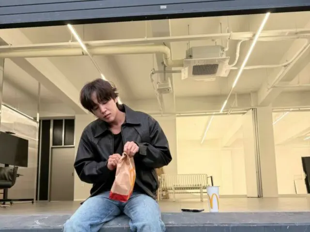 张根硕对麦当劳的热爱以及他惊人的食量……“这不是广告，但我很欢迎。”