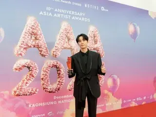 李俊英（UKISS）荣获“10周年AAA 2025”最佳男演员奖